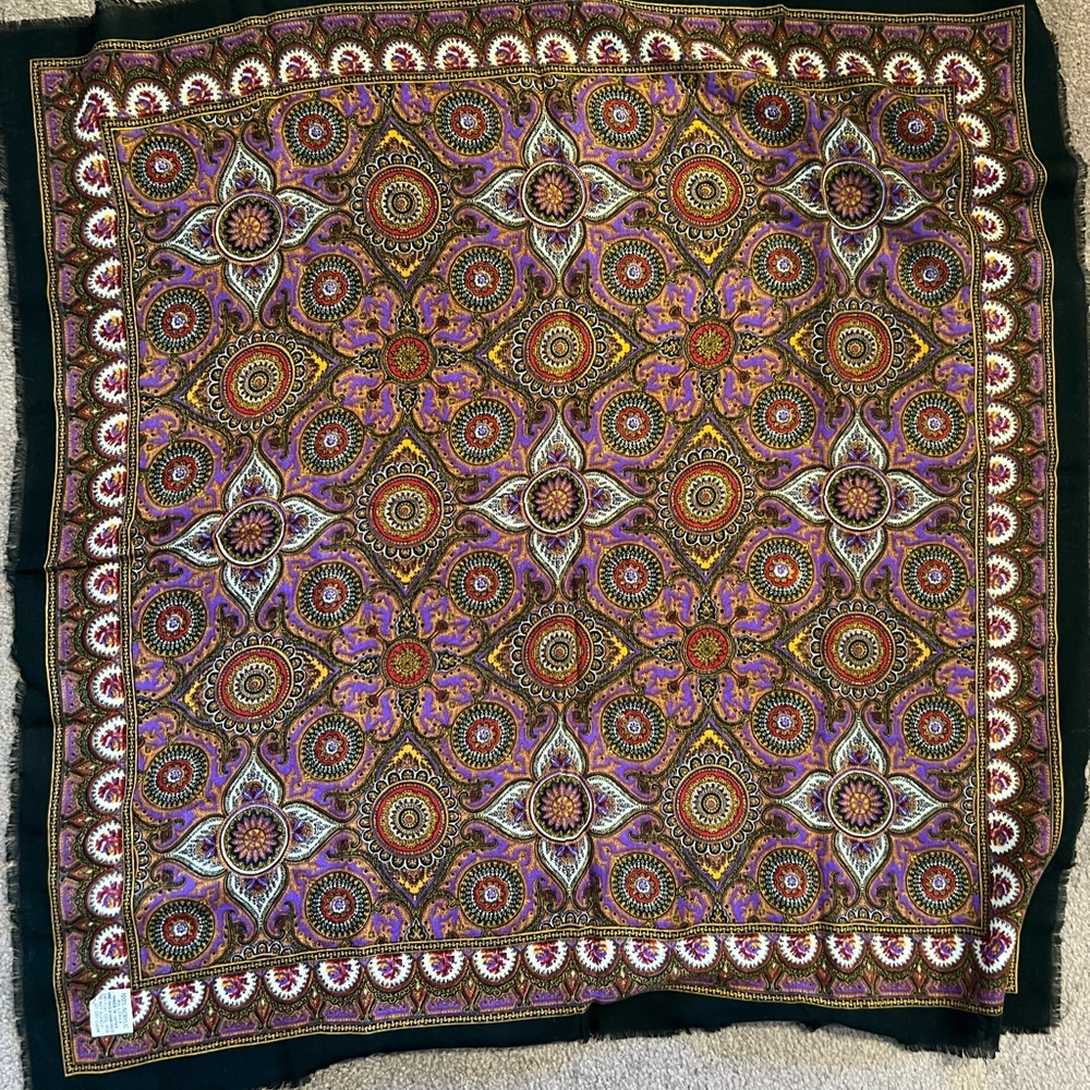 Scarf. 100% Acrylic.